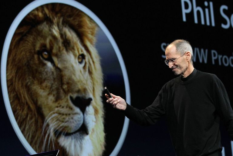 Steve Jobs OS X Aslanını təqdim etdi