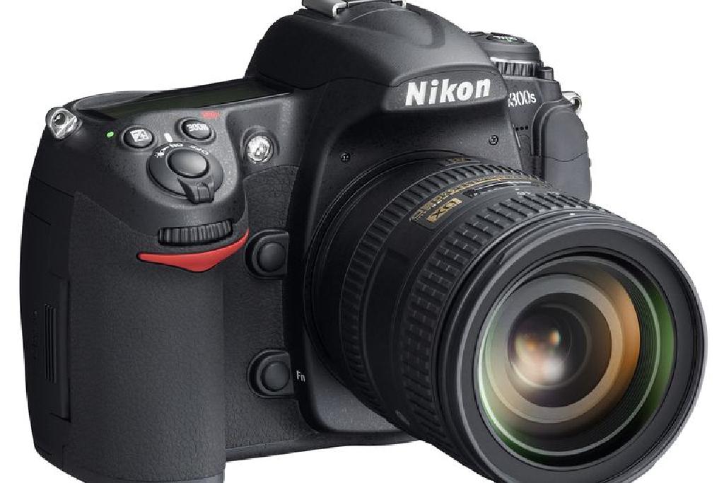 platform Distinguish Fatal Canon 7D versus Nikon D300-de jaoks head kaamera ülevaade